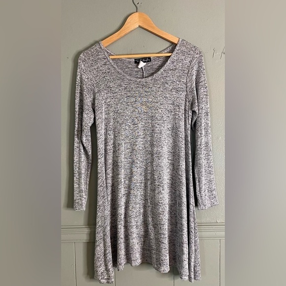 French Atmosphere Tops - French Atmosphere Heather Gray long sleeve Tunic / Dress Womens Size Medium